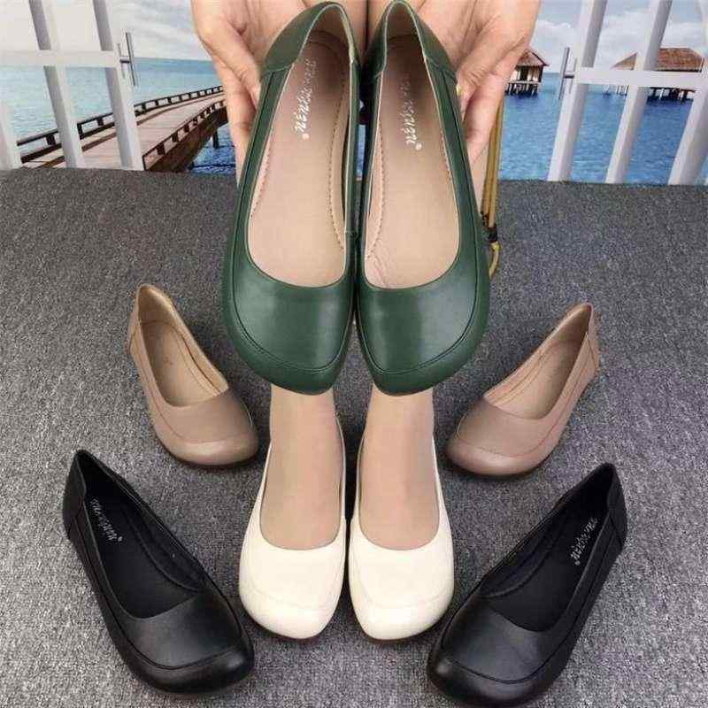 パンプス レディース フラットシューズ ラウンドトゥ ローヒール スリッポン ぺたんこ 履きやすい 痛くなりにくい 軽量 柔らかい 歩きやすい 婦人靴 母の日 黒 緑 杏色 白