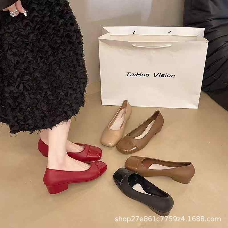 パンプス レディース 卵型シューズ ローヒール スリッポン 無地 プレーン スクエアトゥ カジュアル レ..