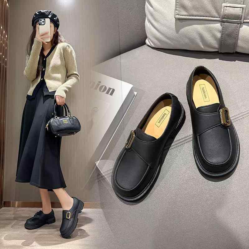 ローファー レディース 厚底 歩きやすい 履きやすい スリッポン ラウンドトゥ PVC 春夏 秋冬 黒 白 ブラック オフホワイト ベージュ 普段使い デイリー(x2)