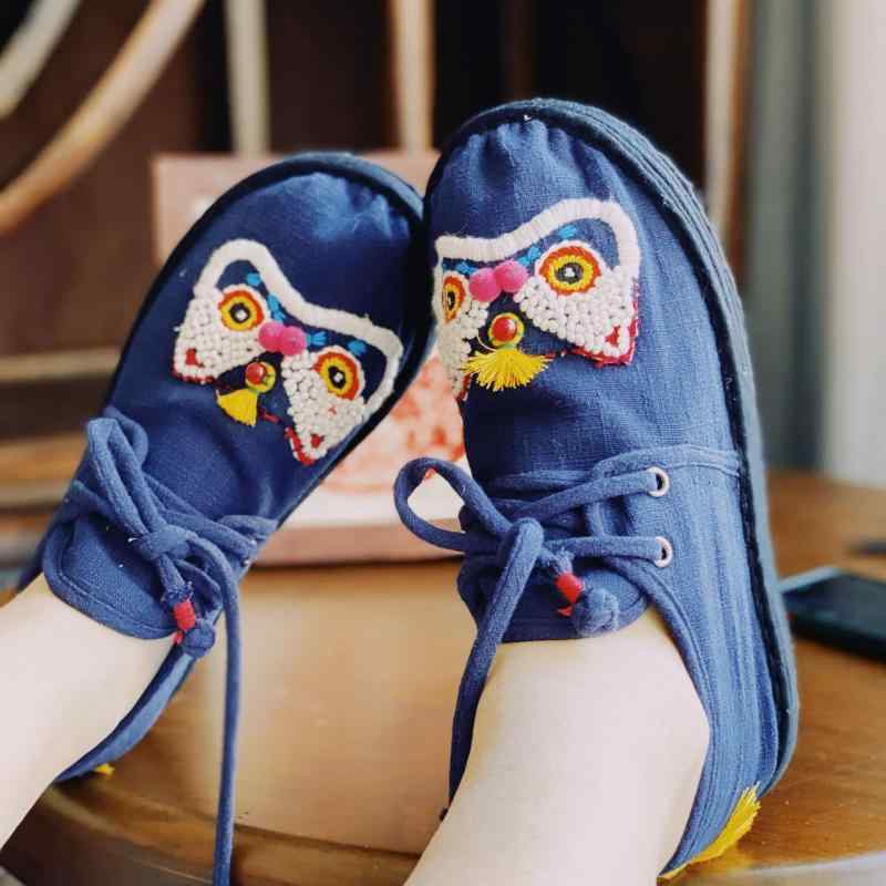 布靴 レディース 手作り 刺繍 布製 ラウンドトゥ ローカット スニーカー カジュアル 春秋 千層底 レッド ブルー ブラック オフホワイト(x2)