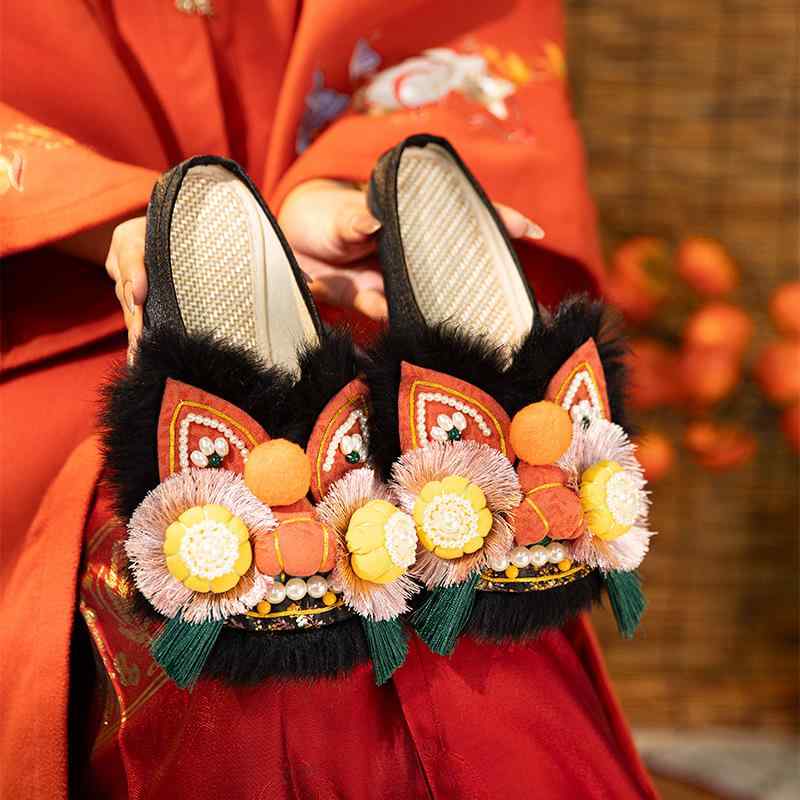 靴 レディース 手編みシューズ 虎柄 刺繡 スリッポン フラット ローカット ラウンドトゥ 民族風 綿布 ゴム底 春秋 黒