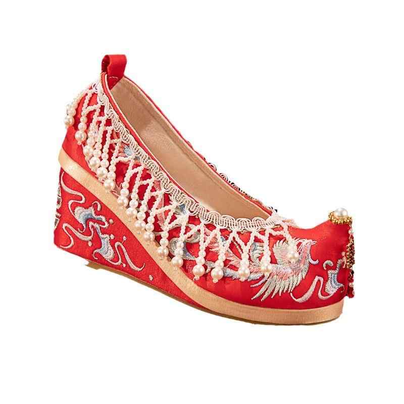 靴 レディース ウェディングシューズ 刺繡 坡跟 チャンキーヒール 花柄 タッセル レースアップ ラウンドトゥ チャイナドレス コスプレ 古風 漢服 赤 かわいい 歩きやすい 滑り止め