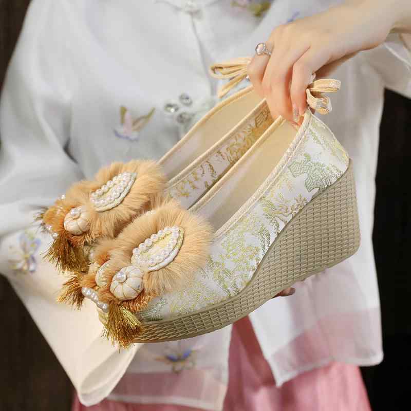 靴 レディース 婦人靴 厚底 民族風 刺繍 シューズ 布靴 スリッポン ローカット ラウンドトゥ 普段使い レトロ ベージュ レッド