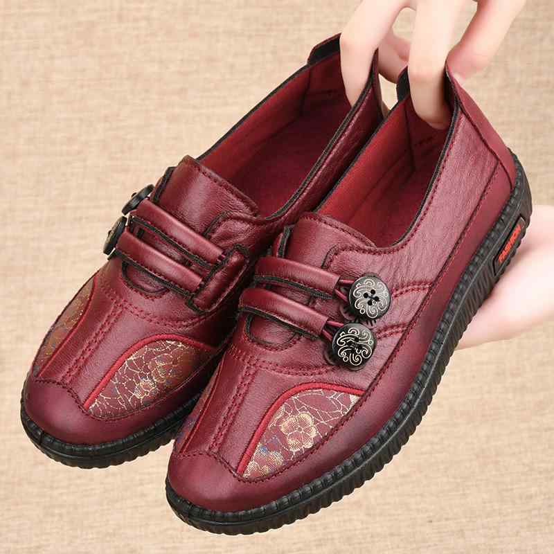 靴 レディース 高齢者シューズ 布靴 スリッポン ローヒール ぺたんこ 柔らかい ゴム底 滑り止め 刺繡 フラット 婦人靴 カジュアル 歩きやすい 普段使い 旅行 母の日 赤 黒