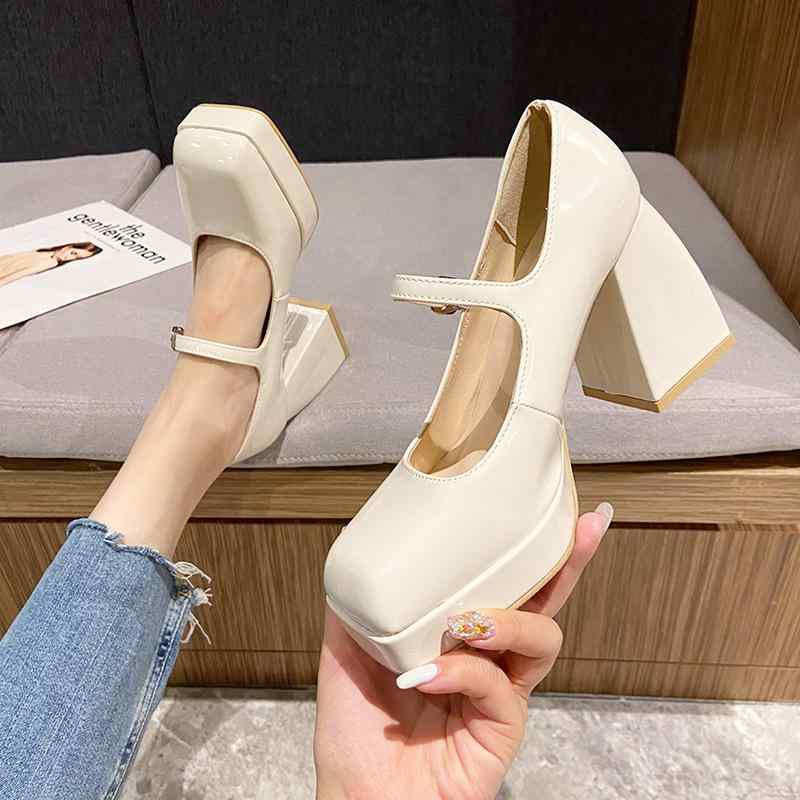 パンプス レディース マリージェーン スクエアトゥ ハイヒール ストラップ 米白 黒 赤 PUレザー レトロ かわいい 歩きやすい 普段使い