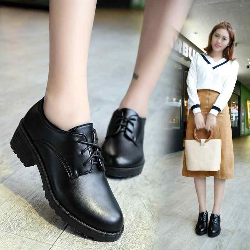 パンプス レディース ローヒール ぺたんこ靴 ラウンドトゥ 合皮 紐靴 黒 ブラック エナメル調 イングランド風 カジュアル 普段使い