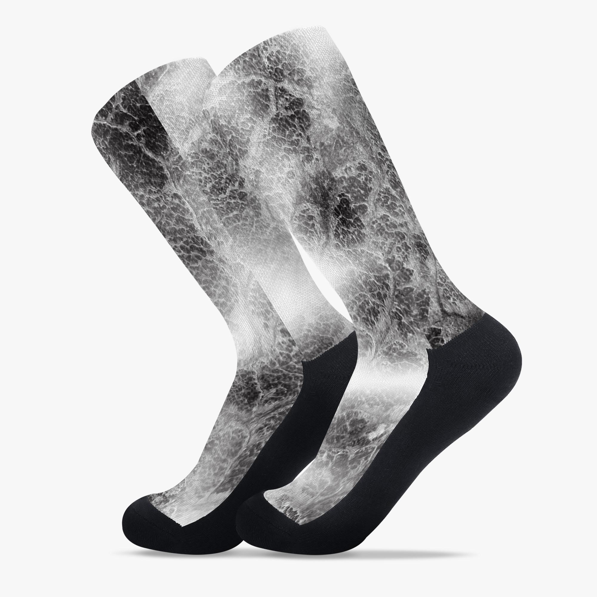 渋いゾンビテイスト(ソックス) ソックス ユニセックス アクセサリー アート ゾンビアート 黒 シンプル cut _ID018