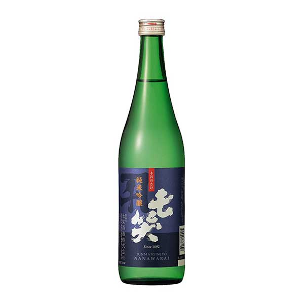 「純米吟醸」は、七笑酒造が手がける信州長野県ならではの香り高い純米吟醸酒です。フルーティーな香りとすっきりとした後味が特徴で、食前酒としても食中酒としても楽しめる一本です。よく冷やして香りを立たせるのがおすすめで、繊細な香りが食事の時間を華やかに彩ります。白身魚の刺身や、繊細な味付けの和食料理と合わせると、素材の味を引き立ててくれます。飲食店であれば、乾杯酒やコース料理の一品として提案しやすい存在感があります。日本酒に興味を持ち始めた初心者の方にも飲みやすい味わいですし、香り高い日本酒を探している方にもおすすめです。信州の清らかな水と空気が育んだ味わいを、日々の食卓や特別な席でお楽しみください。