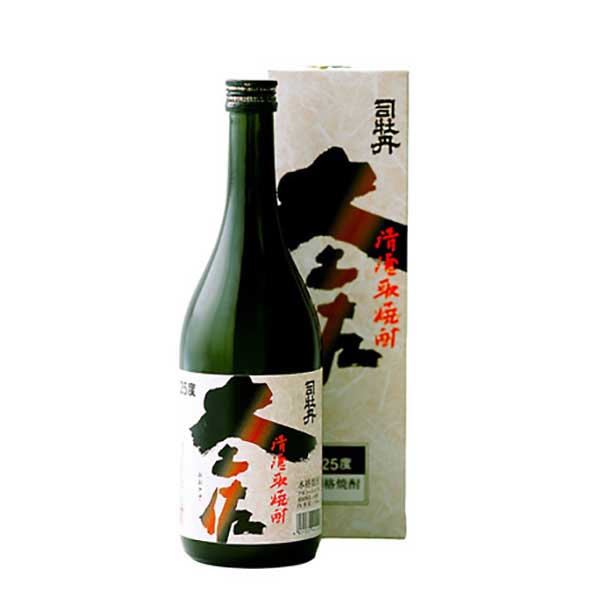 高知県の司牡丹酒造が手がける乙類米焼酎「大土佐 25度」です。土佐の風土と伝統が込められたこの焼酎は、米由来のまろやかな甘みとしっかりとしたコク、本格乙類らしい飲みごたえが特徴です。すっきりとした後味でありながら、口に広がる米の旨みが余韻として続きます。お湯割りや水割りにすると香りが豊かに開き、食事との相性も抜群です。焼き魚や豚の角煮、煮物など和食の定番料理とよく合い、日常の晩酌の定番として重宝します。高知・土佐の食文化とともに楽しみたい方、風格ある本格米焼酎を日常使いしたい方、飲みごたえと飲みやすさを両立した焼酎をお探しの方におすすめの一本です。