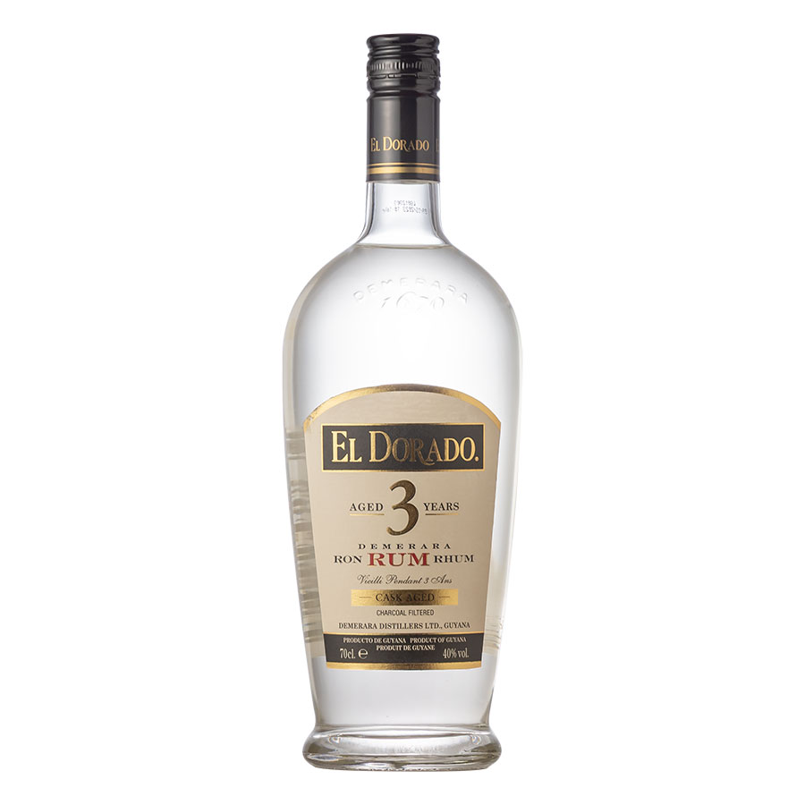 クセが少なく軽やかな飲み口が特徴のラムです。すっきりとした味わいで、そのままでも、カクテルのベースとしても楽しみやすい一本です。モヒートやダイキリなど定番カクテルのベースとして使うと、爽やかな一杯に仕上がります。ロックやソーダ割りでシンプルに楽しむのもおすすめです。家飲みでカクテルを作りたいときや、飲食店でカクテルのベースとして選ばれることの多いラムです。フルーツやシーフード料理との相性が良好です。ラムを飲み始めたばかりの方や、カクテル作りを楽しみたい方に特におすすめの一本です。