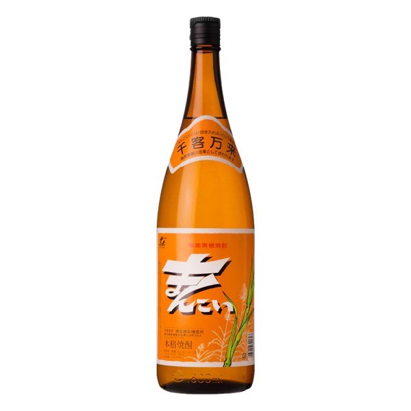 奄美大島の弥生焼酎醸造所が造る黒糖焼酎「まんこい」30度です。白麹で仕込み、樫樽で3年貯蔵した原酒を使っています。黒糖焼酎ならではのやさしい甘い香りをお楽しみください。