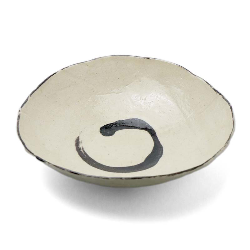 瀬戸焼：白釉錆絵鉢17.5cm・有松進《中鉢・18.0cm》