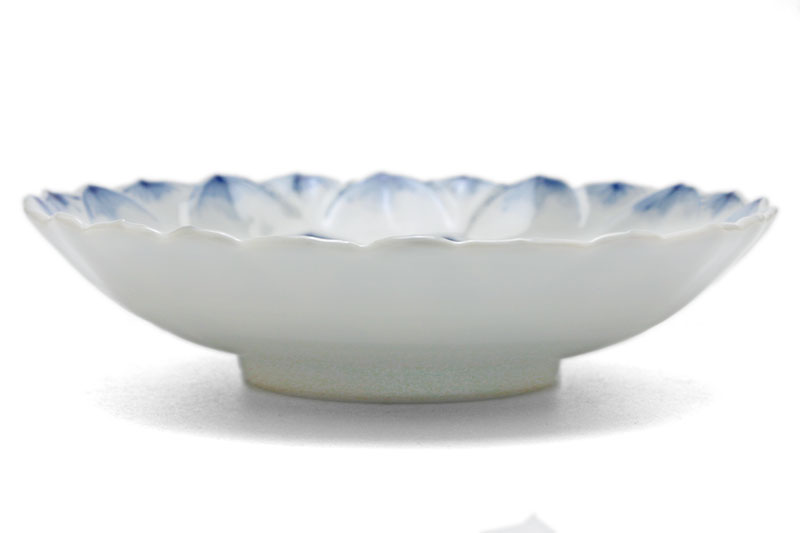 九谷焼：染付蓮花形向付・正木春蔵《中皿・浅鉢・16.5cm》