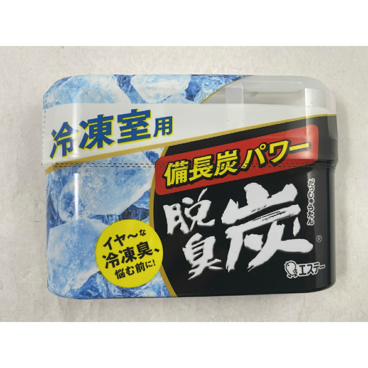 【商品説明】・備長炭＋活性炭が悪臭を強力に脱臭します。・ゼリー状の炭が小さくなるので、交換時期がはっきりわかります。・ミネラル抗菌パワー（ミネラル系抗菌剤配合）br冷凍室用・・・氷がうまい！（しっかり脱臭）ダブル脱臭！当社独自の炭ゼリー（備長炭＋活性炭）＋炭シート　酒精の抗菌パワー！（発酵アルコール配合）商品サイズ：120×70×31成分：活性炭、備長炭、発酵アルコール（酒精）ご使用上の注意等：・本品は食べられない。・万一、まちがって食べた場合は医師に相談する。・幼児の手の届くところに置かない。・直射日光のあたるところや、高温になるところに置かない。・倒したまま保管しない。・容器を強く圧迫しない。割れる恐れがある。・用途以外に使用しない。・冷蔵室では使用しない。br火気厳禁br誤食に注意原産国：日本問い合わせ先：エステー株式会社　〒161-8540東京都新宿区下落合1-4-10　お客様相談室　TEL03-3367-2442　区分：冷蔵庫用脱臭剤JANコード：4901070111817広告文責：アットライフ株式会社TEL 050-3196-1510※商品パッケージは変更の場合あり。メーカー欠品または完売の際、キャンセルをお願いすることがあります。ご了承ください。