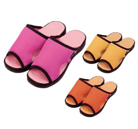 ガチ押し健康ルームサンダル ふみっぱ (ev) / 歩くたび、まるで足つぼサロンの気持ち良さ♪