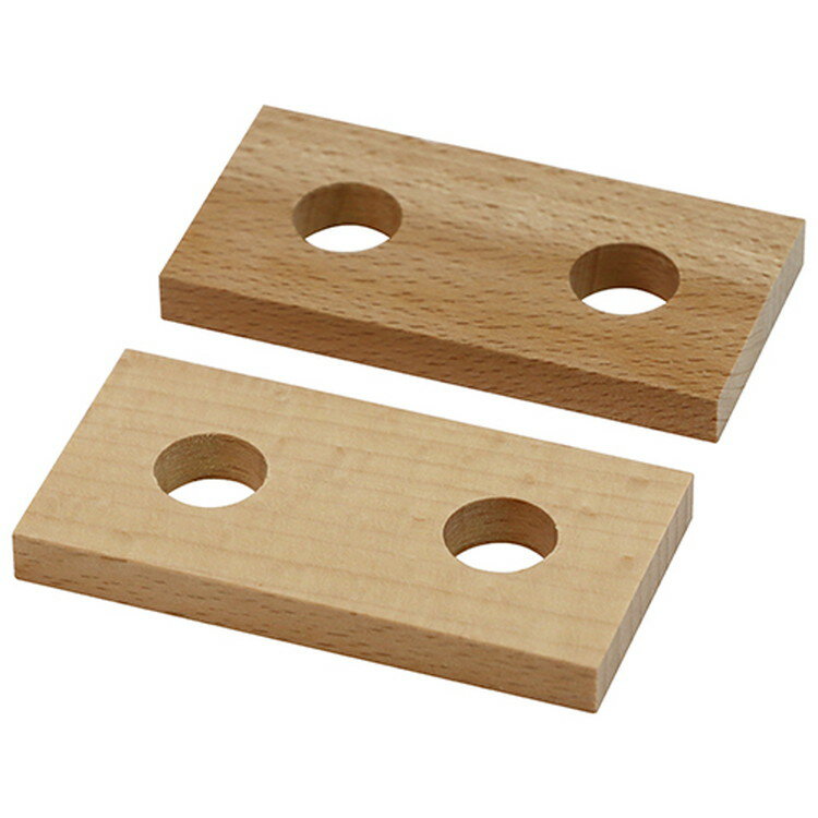 ［11個までゆうパケ対応］ 木の開いた2穴2入り WG62