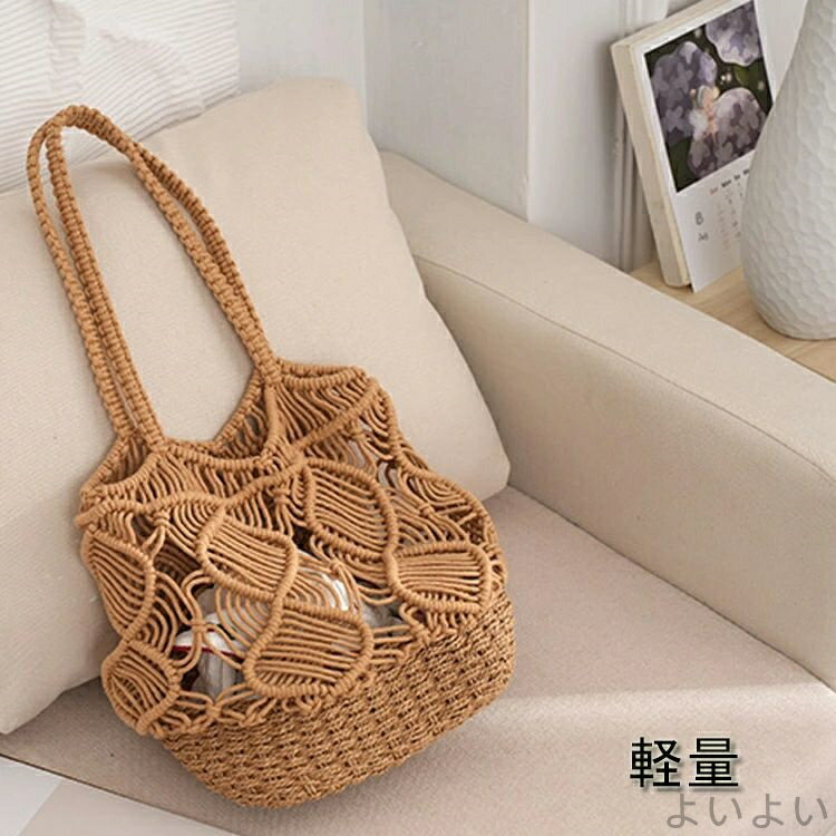 サイズ 24cm×14cm×30cm 素材 生地：ポリエステル100% 重量：約350g ※寸法は手測りなので若干誤差がございますが、ご了承くださいませ。 ※お品物の色合いは、写真撮影、パソコン画面表示等の環境の違いにより、若干異なる場合がございますので予めご了承くださいませ。