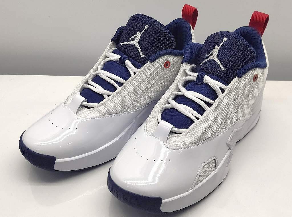 樂天商城 - 25k-330t【中古】NIKE JORDAN MAX AURA 6 WHITE / MIDNIGHT NAVY FQ8298 100 US9 27.0cm メンズ スニーカー【9800円以上で沖縄・離島などの一部地域も送料無料での発送となります。】