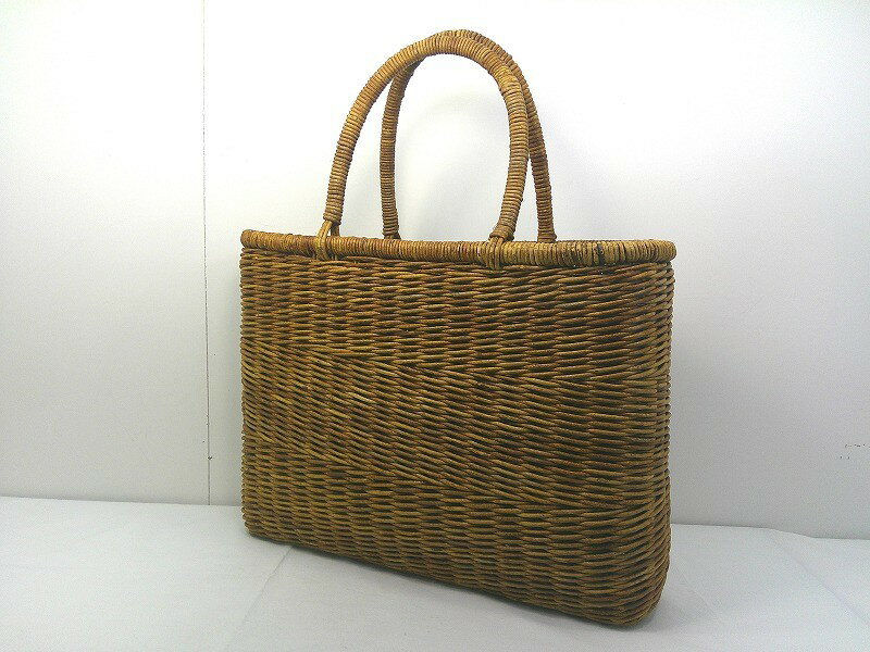 s25g-A719k【中古】あけび　細工　アケビ　かご　籠　バッグ　手提げバッグ　大　バスケット　細工　蔦　工芸品　民芸品　おしゃれ【9800円以上で沖縄・離島も送料無料】