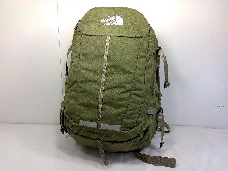 &nbsp; 商品説明 商品名 【中古】THE NORTH FACE ノースフェイス　VOSTOK28 ボストーク28　リュック　バックパック　NM71401【9800円以上で沖縄・離島も送料無料】 コメント 使用感ありますが、目立ったダメージは見られません。(画像参照) ※実店舗にて売中の商品となりますので、画像にない汚れ等がある場合がございます。 ※カメラのフラッシュ等で色具合いが若干異なる場合がございます。 気になる点はお気軽にお問い合わせください。 中古品であることをご了承のうえご検討下さい。 サイズ&nbsp; 約 H51×W33×D18 cm 容量：約28L ※詳しい仕様はメーカーHP等をご参照下さい。 状態 ランク 目立ったダメージは見られません 注意&nbsp;事項&nbsp; ※当店で扱う商品は基本的に中古品となります。中古品にご理解のある方のみご購入頂きますようお願い致します。 ※中古品の為、返品有効期間以外の保証はございません。 ※原則商品到着後、7日以内にご連絡の上、10日以内のご返送をお願いいたします。期間を過ぎますと理由の如何にかかわらず返品・返金対応致しかねます。 当店ではお客様と気持ちの良いお取引を心がけております。 その為以下の注意事項をご確認の上ご購入くださいますようお願い致します。※運送会社は発送サイズにより佐川急便に変更になる場合もございますのでご了承下さいませ。 当店ではお客様と気持ちの良いお取引を心がけております。 その為、注意事項をご確認の上ご購入くださいますようお願い致します。