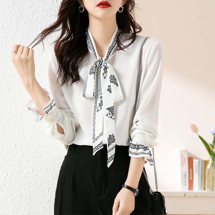 【30％OFFクーポン】 トップス シャツ ブラウス 長袖 リボン デザイン 可愛い 大人可愛い ベ