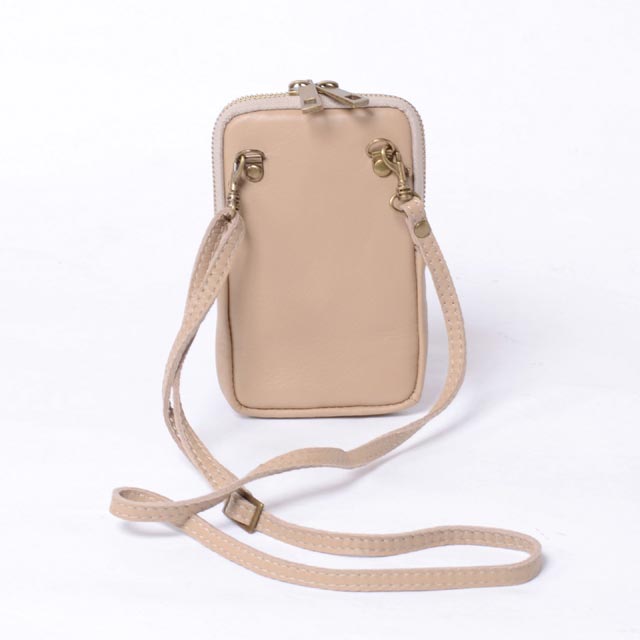 インポートブランド (import brand) ファー付き携帯フォルダー レザー エンジrazberrycase 2018SS レディース春夏新作 3,980円以上購入で送料無料 正規取扱