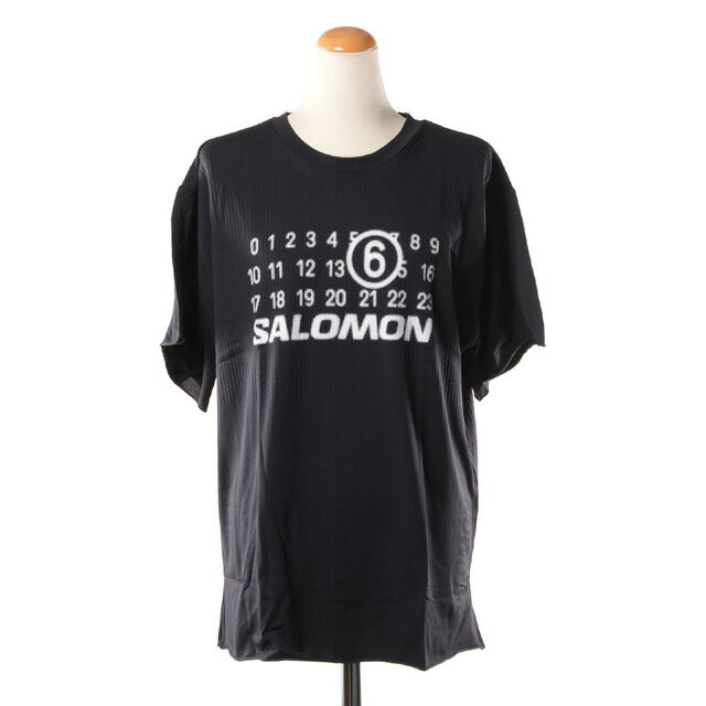 エムエムシックス メゾンマルジェラ (MM6 MAISON MARGIELA) 両面ロゴ半袖T ナイロン ブラックs52gc0345m2010900 2025S...