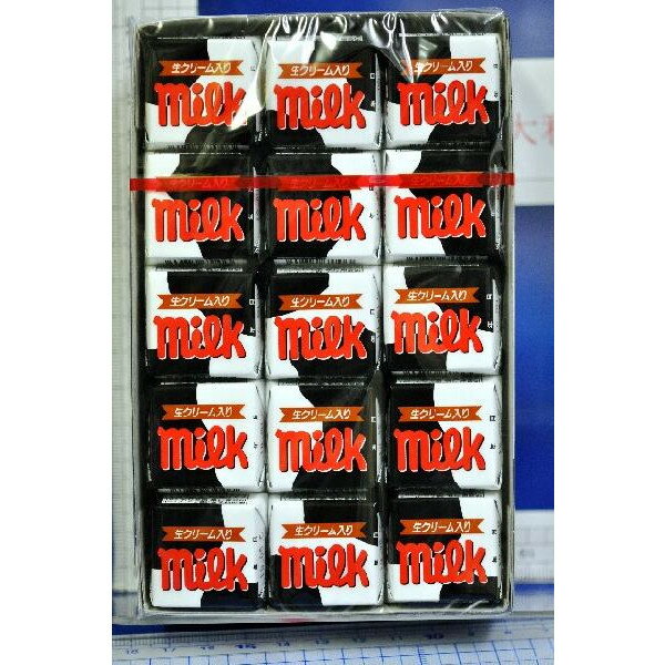 チロルチョコ　T2 チロルミルク味【30個で1箱】のサムネイル
