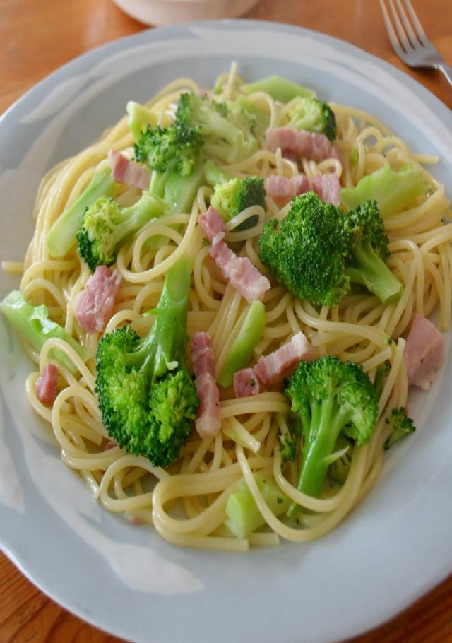 ■■サガミハム生ハムロース1パック内容量:83gサラダ・パスタ・サンドイッチ焼肉セット祝御礼ギフト贈答品激安セール焼肉BBQ業務用プロ用にも訳ありではございません