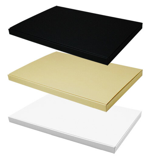 ◇色：白・クラフト・黒◇材質：段ボール◇厚さ：E段(約1.5mm)◇硬さ：C5 えぬ 通販用 段ボール ダンボール箱 段ボール箱 梱包用 梱包資材 梱包 店舗用品 宅配箱 発送箱 ギフト箱 白 ホワイト 茶 クラフト 黒 ブラックN式箱は展開寸法が小さく、貼り加工がありませんので、貼り加工のあるキャラメル箱や底ロック箱、身フタが分かれるタイプの組立箱に比べて、安価です。厚さ1.5mmのダンボール製なのでしっかりしており、ギフト箱、発送箱、収納箱、商品パッケージなど、多目的にお使いいただけます。 ダンボール N式箱(No.232) 内寸492×330×24mm 宅配100サイズで送れます。 納入時は平らな状態で保管場所を取りません。 内寸492×330×24mm 宅配100サイズで送れます。 納入時は平らな状態で保管場所を取りません。 内寸492×330×24mm 宅配100サイズで送れます。 納入時は平らな状態で保管場所を取りません。