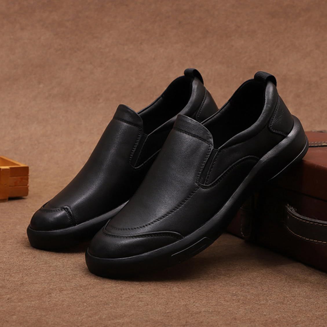 【20%OFFクーポン】ローファー スリッポン メンズ ドライビングシューズ 上履き スリップオン 軽量 スリッパ ビジネスシューズ 小さいサイズ モカシン カジュアルシューズ 手作り 紳士靴 デッキシューズ 職場用 メンズファッション