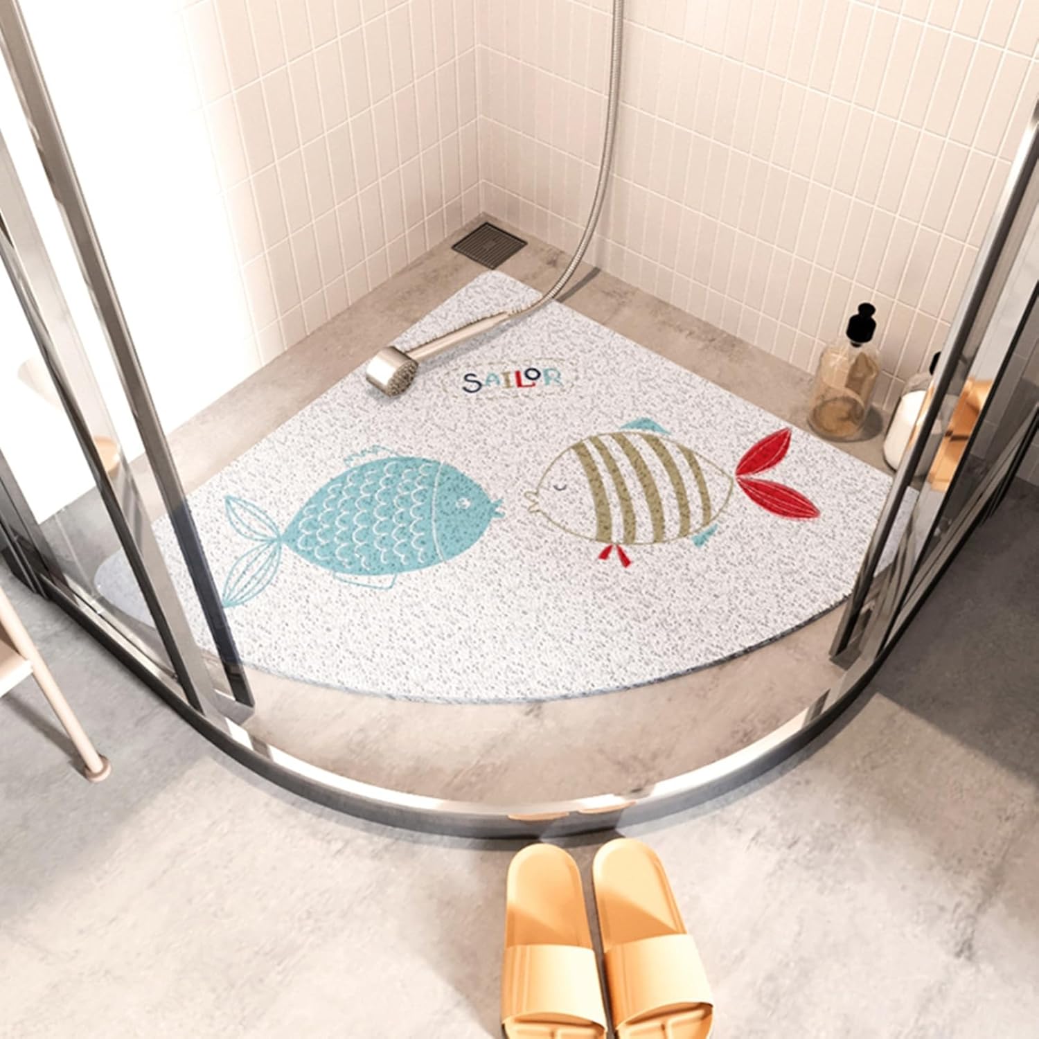 【20%OFFクーポン】三角浴室マット バスマット 花柄 ラグ 動物柄 洗えるラグ バス用品 お風呂用品 PVC ..