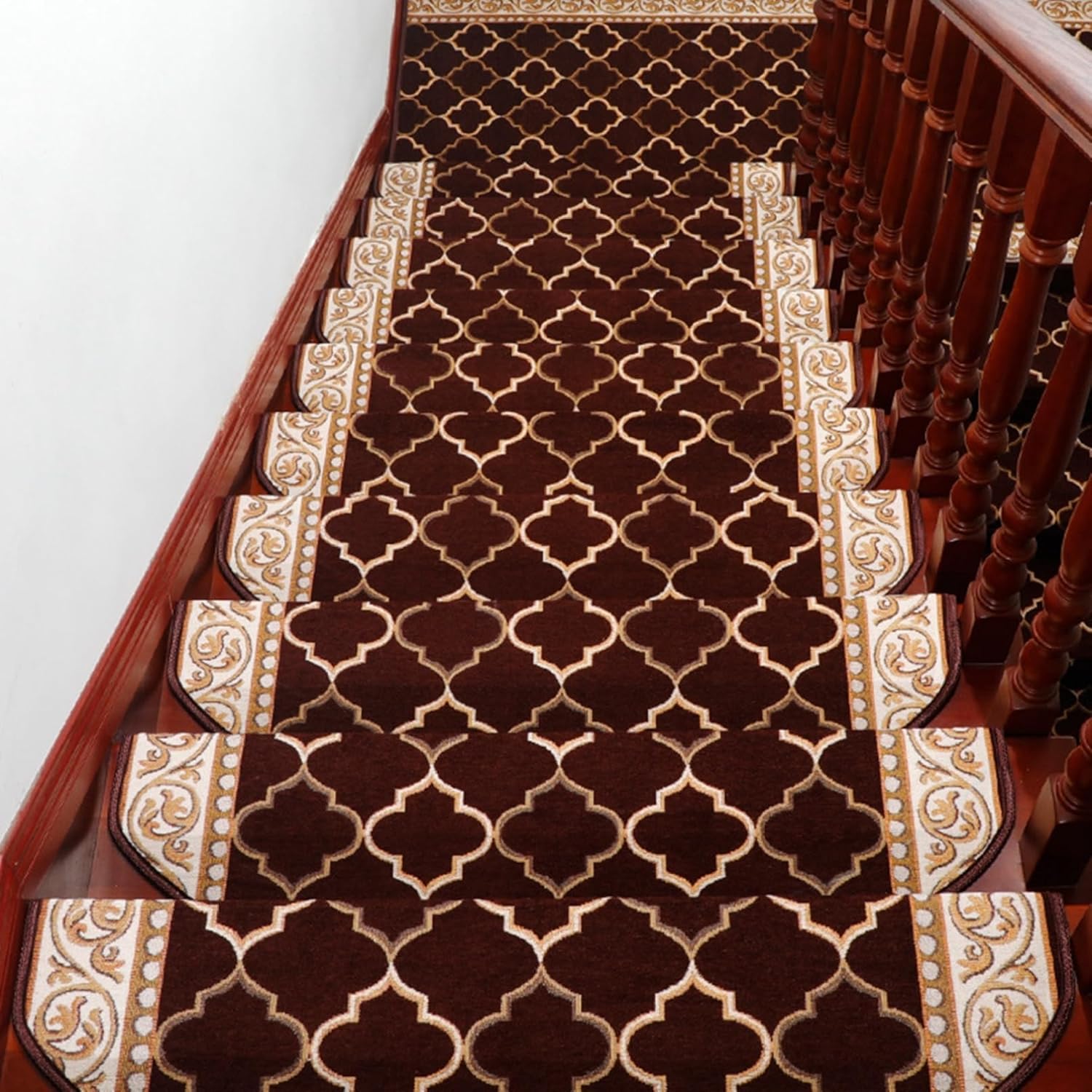 【20%OFFクーポン】階段マット 厚地 アンティーク 花柄 ふわふわ 滑り止め 防音 折り曲げ 超厚手 床保護 転倒防止 キズ防止 吸着 ズレない 耐久 四季通用 階段クッション 階段 大きい ホテル用 家庭用 24×80