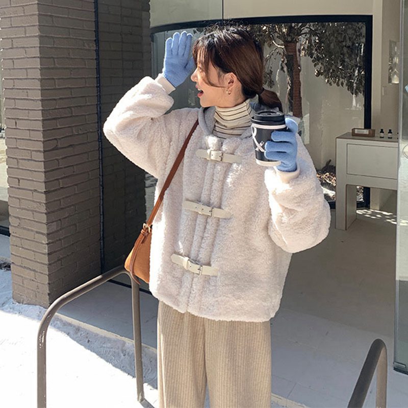 【20%OFFクーポン〜】重ね着風 ボアブルゾン ボアジャケット ボアコート レディース 春秋冬 防寒着 もこもこ ショート 長袖 フード付き?ボタン付き 大きい ゆったり 着痩せ ファーコート 御洒落 かわいい 登山 作業着 アウター ベージュ M