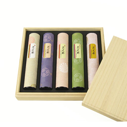 【贈答・進物用線香】【送料無料】 花式部 5種入り 桐箱 (奥野晴明堂)(包装済み 弔事向き) 【贈答・進物用線香】【送料無料】 花式部 5種入り 桐箱 (奥野晴明堂)(包装済み 弔事向き)
