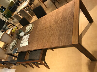 カリモク伸長式ダイニングテーブルDU6104K000DU6104S000DU6104H000DU6104E000DU6104Y000DU6104F000DU6104Q000幅150-195-240送料無料【家具のよろこび】