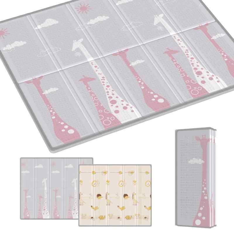 プレイマット 赤ちゃん 厚手 大判 ベビーマット 折り畳み 赤ちゃんマット 防水 ベビープレイマット 持ち運び お昼寝マット 防音 衝撃吸収 収納袋付き 収納しやすい 子供部屋 ピクニック「厚手で断熱・衝撃吸収・防音」：厚さ2cmのプレイマットは衝撃吸収性に優れ、プレイマットをする赤ちゃんや小さな子どもにとっては、転倒時の保護にもなり、走ったりジャンプしても、マットが衝撃を吸収。周囲や階下への防音対策にびったり断熱性に優れているため、夏は涼しく冬は暖かいオールシーズン快適にお過ごしいただけます。「高品質なXPE素材」：こちらのプレイマットは高品質なXPE素材を採用しており、有害な化学物質を含まない無害・無臭の素材で、柔らかくて弾力性があり、安心してプレイタイムを楽しむことができます。お子供様が歩き始めたり、遊んだりお昼寝したりに最適。ママもヨガや産後エクササイズをすることもおすすめです。「両面デザイン・折りたたみ」：リビングでも子ども部屋でも選びやすいプレイマット。両面で色/柄違いなのも魅力、汚れてもひっくり返して新品気分お部屋のインテリアに合うマットをお選びください。折りたたみ式で、お掃除途中や使わない時はコンパクトに収納、また、収納袋が付属しており、持ち運びにも便利です。「滑り止め・防水・防汚効果」：赤ちゃんマットの表面にこまやかなエンボス加工を施しています。子供が走っても滑りにくいので安心です。防水性・防污性に優れた素材なので、食べこぼしや液体もサッとひと拭くだけお手入れ簡単汚れや水分を長時間放置すると、カビやシミ、におい移りの原因となります。「製品仕様・品質」：展開状態のサイズ：180cm×200cm×2cm 折りたたんだ状態のサイズ：90cm×40cm×19cm ご購入日より1年間のをいたします、商品に問題があった場合は、販売店までご連絡いただきますと、迅速に対応させていただきます。サイズは製造上、誤差が表記より+-1％ありますのでご了承ください。