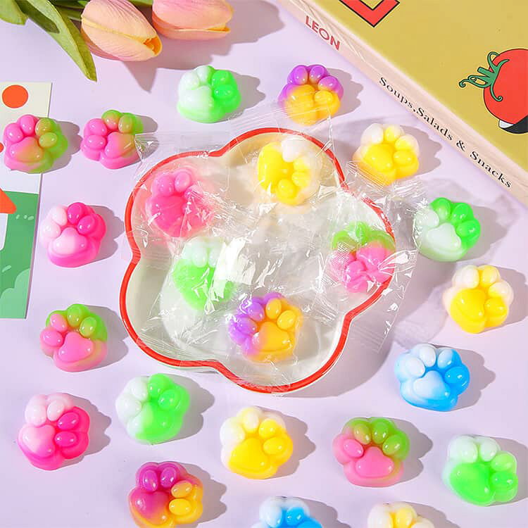 【30個セット】 肉球シール ぷくぷく 猫爪 スクイーズ シール おしり ぷにぷに シールに貼る 肉球 お尻3D 可愛い 3D 立体 飾り DIY用 ストレス 解消 装飾 癒し 手帳 装飾用 子供 女の子 贈り物 ギフト ぷにぷに プニプニ パーツ ムニムニ デコパーツ yorozuyahonntenn-10024509 ヨロズヤホンテン サンプル画像2
