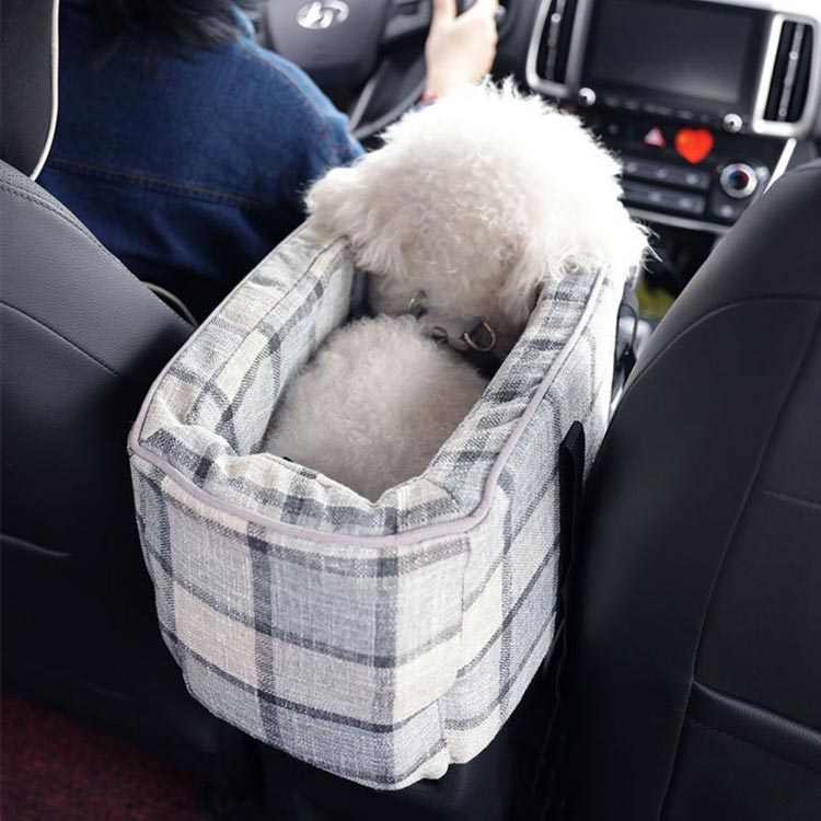 【送料無料】犬のドライブボックス 小型犬 ペットキャリー ペット用 ドライブベッド ペット ペットバッグ 犬 車載 ドライブボックス コンパクト ペットキャリー 車 ドライブ お出かけ アウトドア 外出 旅行 安全 便利 ペットカー用品 お出かけ yorozuyahonntenn-10019990 ヨロズヤホンテン サンプル画像2