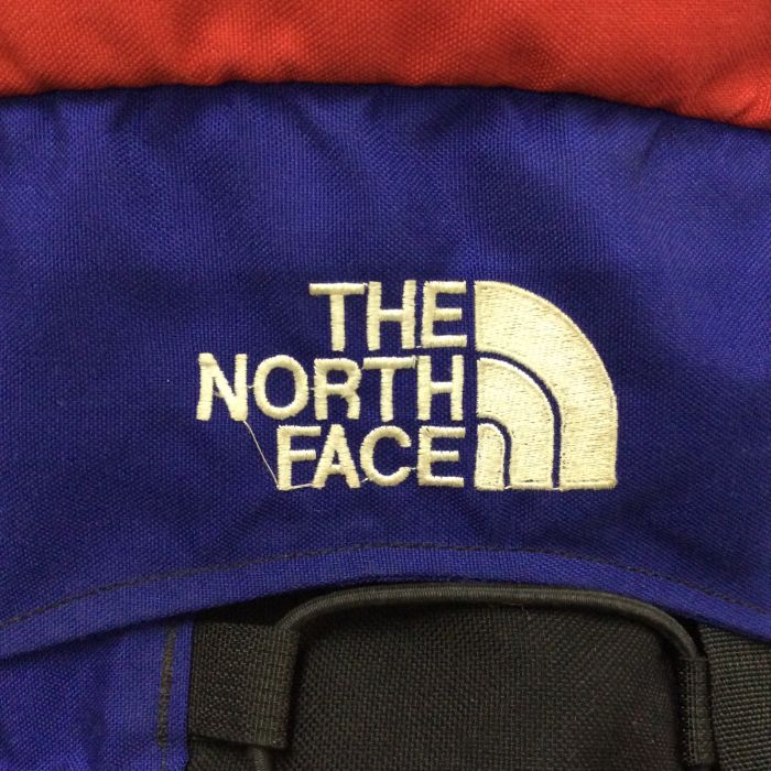 【中古】【メンズ】THE NORTH FCAE ノースフェイス リュック デイパック　バックパック バッグ 赤　紫　大容量