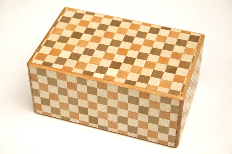 秘密箱21+1回仕掛け　5寸　市松