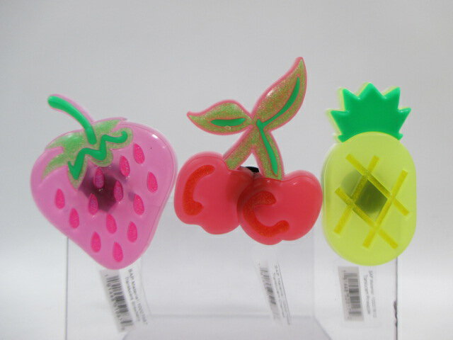 crocs クロックス ジビッツ チャーム 10007567 Translucent Strawberry トランスルーセント ストロベリー 10007568 Translucent Cherries トランスルーセント チェリー 10007612 Translucent Pineapple トランスルーセント パイナップル 正規品