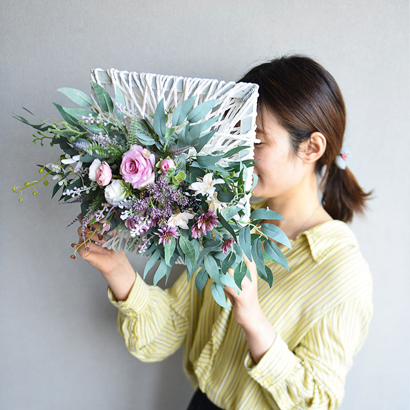 1000円OFFクーポン ウォールグリーン 人工観葉植物 造花 薔薇の花 バラ 壁掛け ウェディング フェイクユーカリリース 宴会 喫茶店 事務所 造花 お祝い ギフト プレゼント アジサイ フェイクフラワー フローラルシャンデリア 人工観葉植物 造花 OceanMap