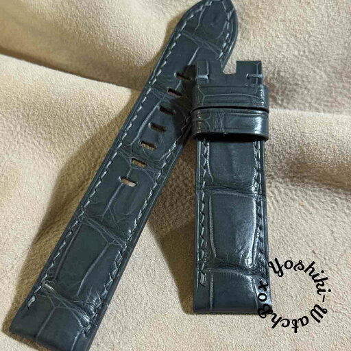 cro-1905 クロコダイル レザー 腕時計 ベルト ダークグレー (ラグ幅22 mm - バックル幅20 mm) cro-1905 クロコダイル レザー 腕時計 ベルト ダークグレー (ラグ幅22 mm - バックル幅20 mm)