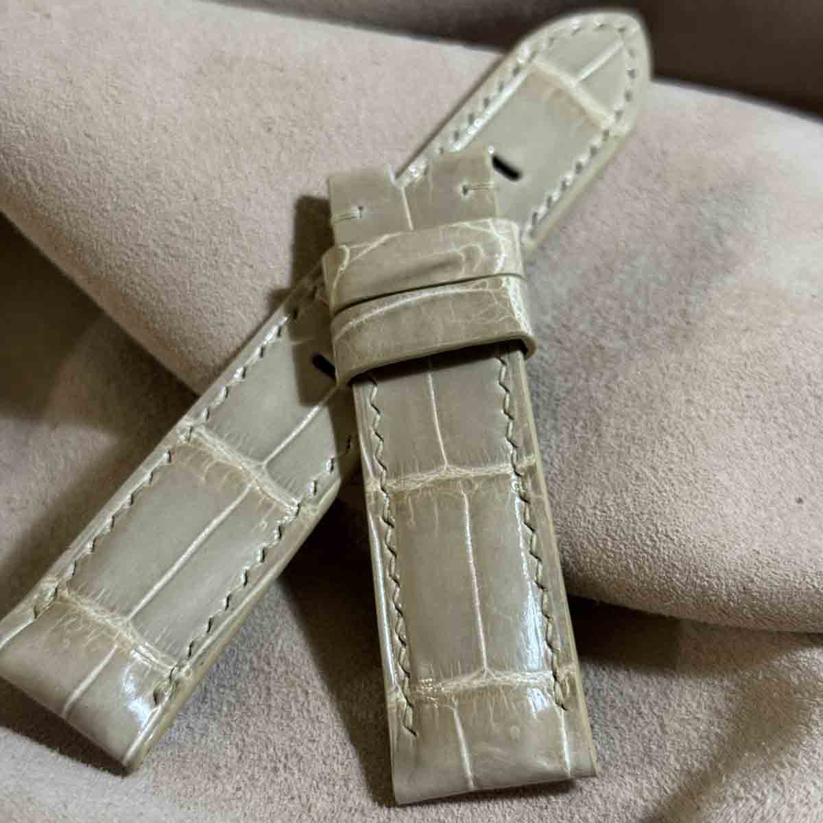 cro-1923 クロコダイル レザー 腕時計 ベルト グロス仕上げ ベージュ (ラグ幅22 mm - バックル幅20 mm)