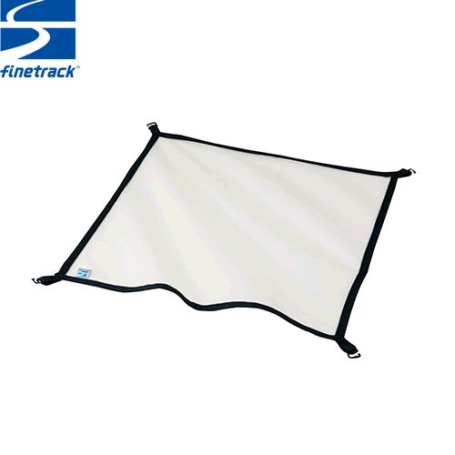 カミナドームの天井部ループに取り付けて使うロフトです。サングラスや地図など小物の整理に便利。ライトを乗せれば証明にもなるメッシュ仕様です。 カミナドーム1、カミナドーム2に対応しています。 ■サイズ：33×33cm ■重量：19g ■素材：...