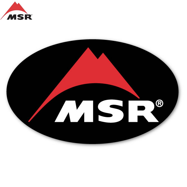 MSR のロゴをデザインした楕円のシンプルなステッカーです。クルマなどに貼っても色あせしにくい、屋外耐候性に優れるビューカル素材のステッカーです。 ●サイズ：8.5×5.7cm 【エムエスアール MSR】【20SS】　