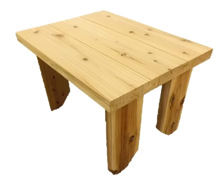 国産杉 キッズテーブル（組み立てキット）幅500×奥行375×高さ330のミニサイズ！杉の厚さは安心の30ミリ！杉材は柔らかく子供に優しい素材です。