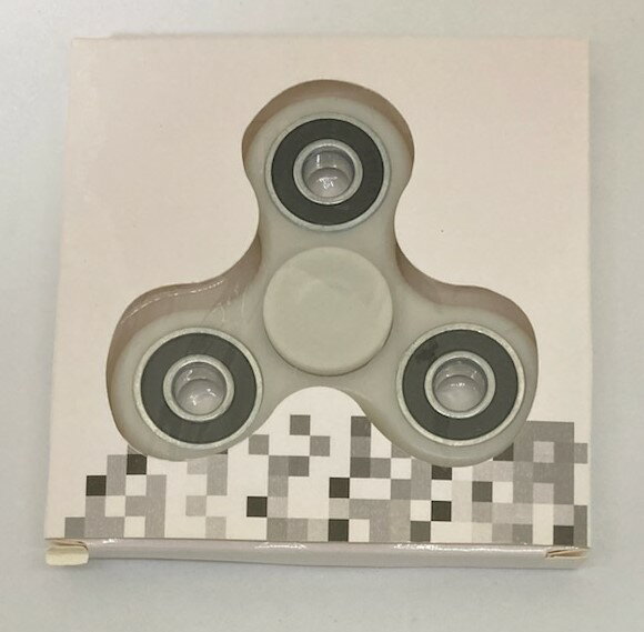 【送料無料】HANDSPINNER ハンドスピナー　ホワイト　白　指スピナー ストレス解消　グッズ  ...