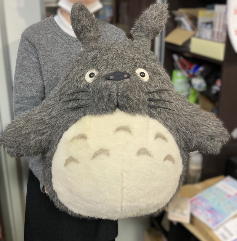今週のみ値下げ⭐︎超特大 トトロ ぬいぐるみ となりのトトロ ぬいぐるみ 大トトロ 超特大 | どんぐり共和国そらのうえ店